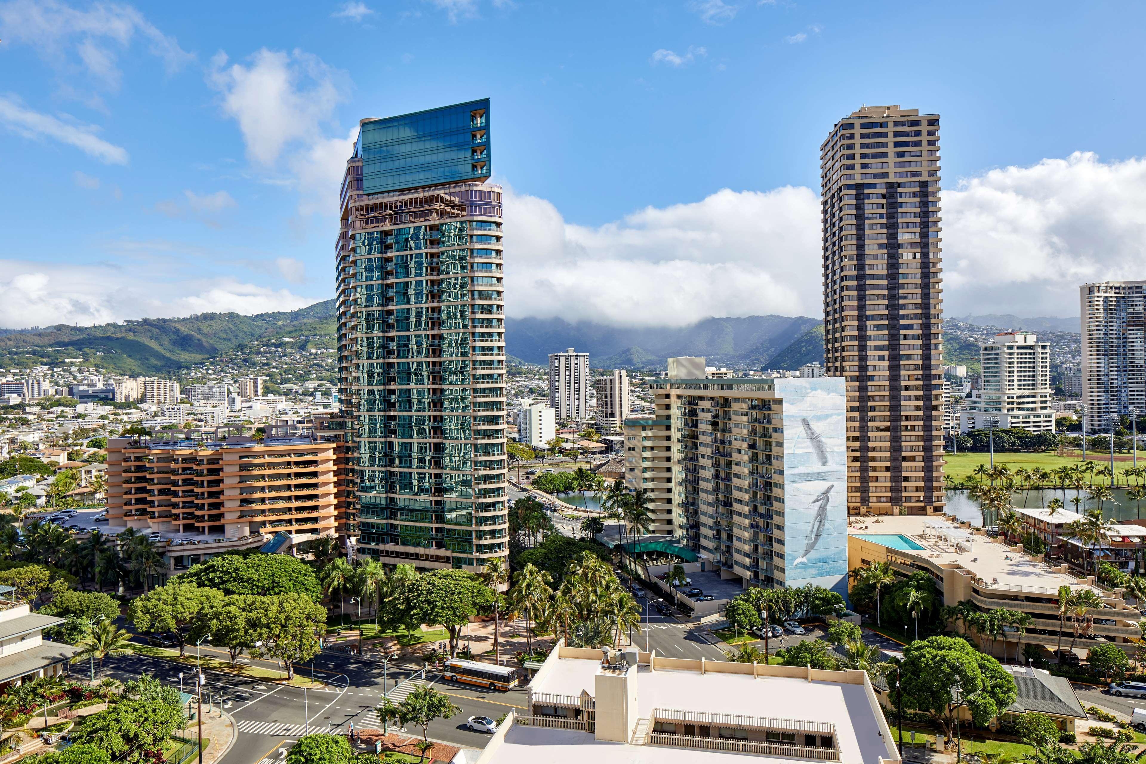 Holiday Inn Express Waikiki By Ihg Honolulu Exteriör bild
