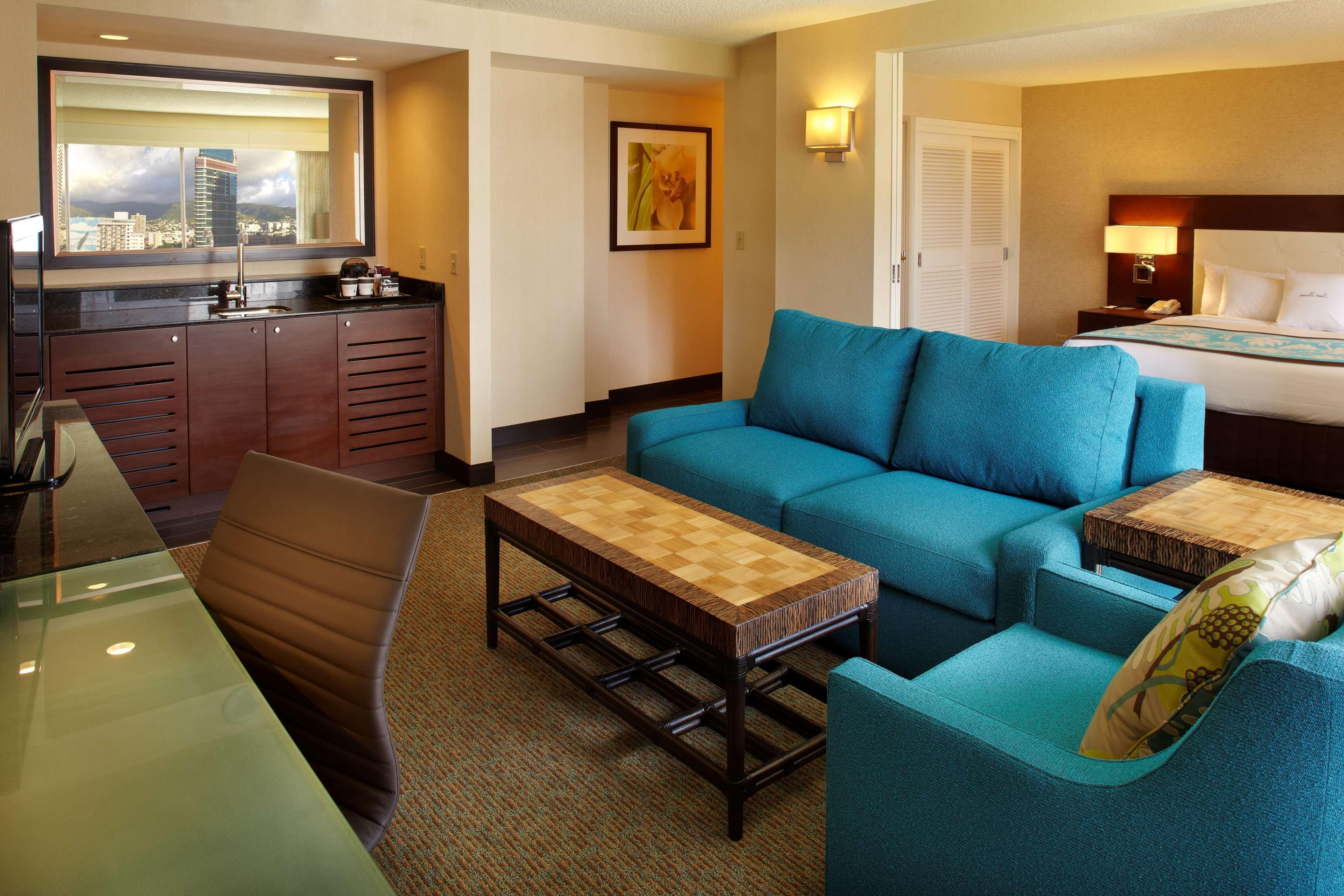 Holiday Inn Express Waikiki By Ihg Honolulu Exteriör bild